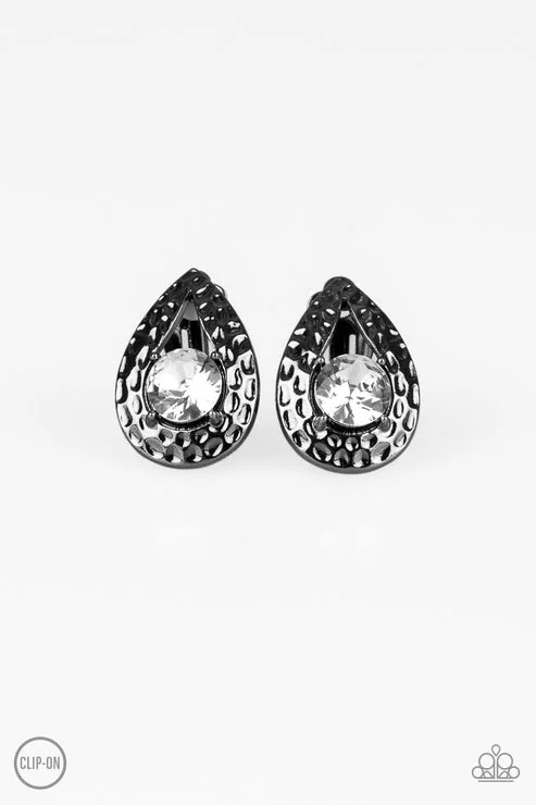 women’s bold earrings -Elite Edge Black Clip-On Earring