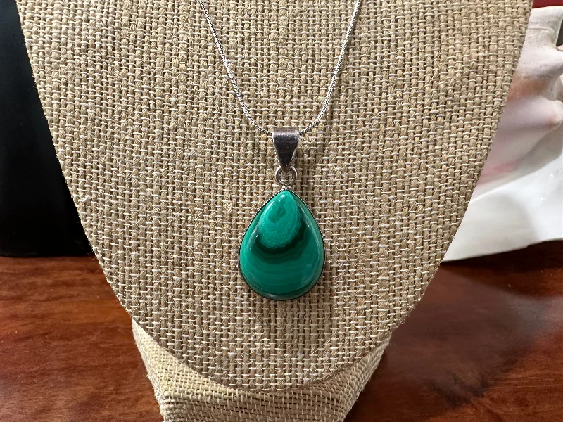 women’s pendant necklaces -Green Malachite Pendant