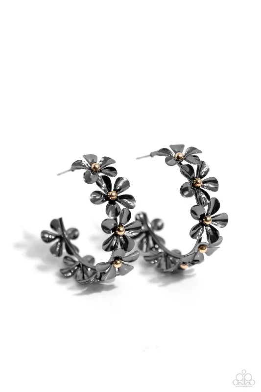 women’s teardrop earrings -Floral Flamenco - Black