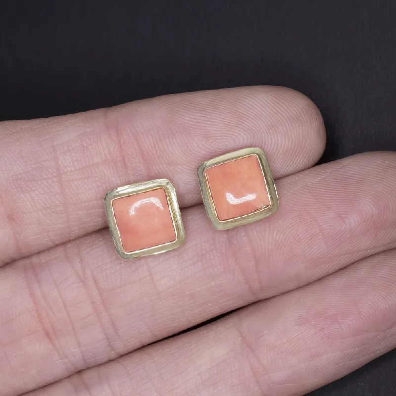 gold rings for women -VINTAGE CORAL STUD EARRINGS 14k YELLOW GOLD SQUARE BEZEL CLASSIC SIMPLE ORANGE