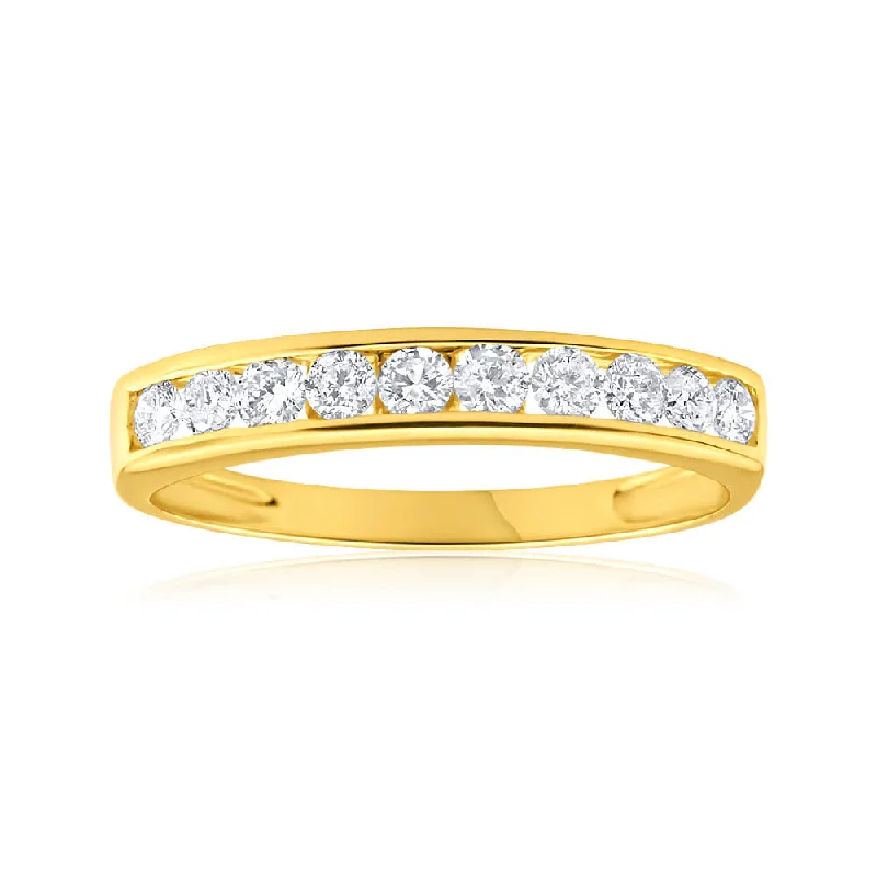 women’s engagement rings -9ct Yellow Gold Diamond Ring Set with 10 Brilliant Cut Diamonds