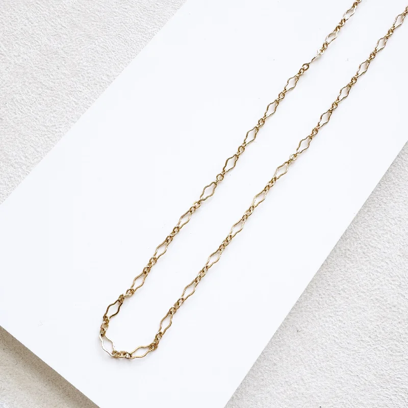 women’s stacking necklaces -Halo Essential Chain