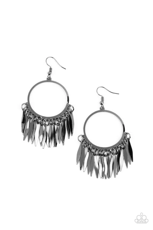 women’s luxury hoop earrings -Radiant Chimes Black Earring