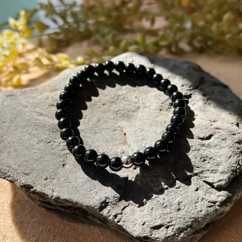 women’s engraved charm bracelets -Onyx Elemental Bracelet